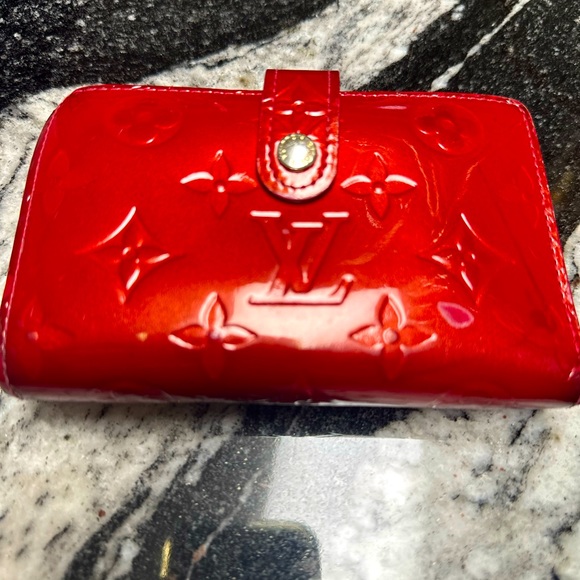 Louis Vuitton Accessories - Louis Vuitton wallet